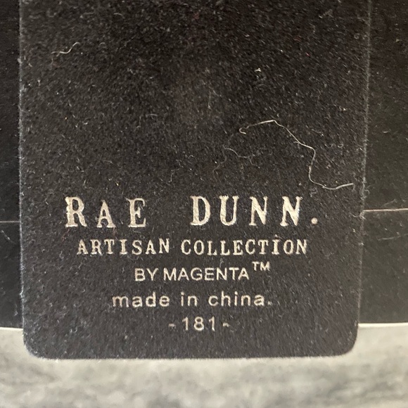 Rae Dunn 5x7 “family” picture frame - Picture 4 of 4